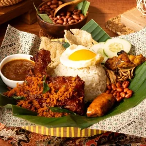 Nasi Lemak Ayam Goreng Berempah