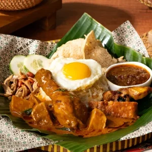 Nasi Lemak Banjir with Chicken Curry