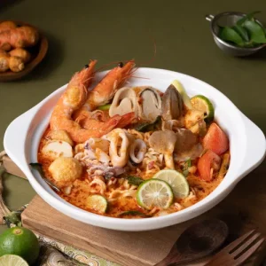 Kaw Kaw Malaya Seafood Tomyam Noodle